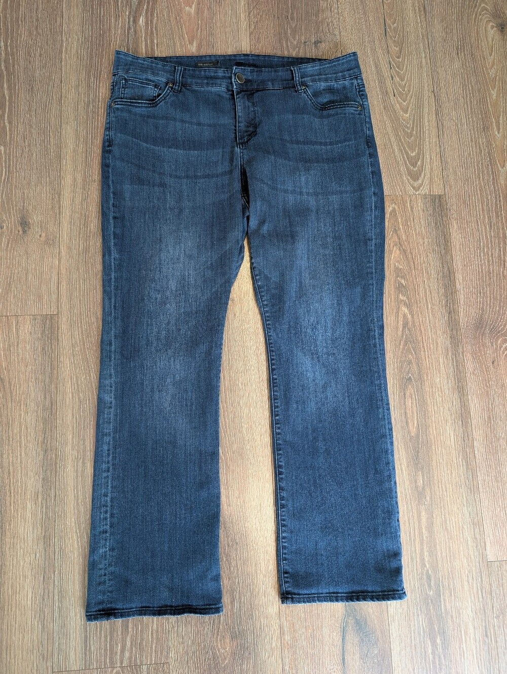 KUT from the Kloth Baby Bootcut Jeans Women’s 18W Dark Wash Stretch Denim 31x38